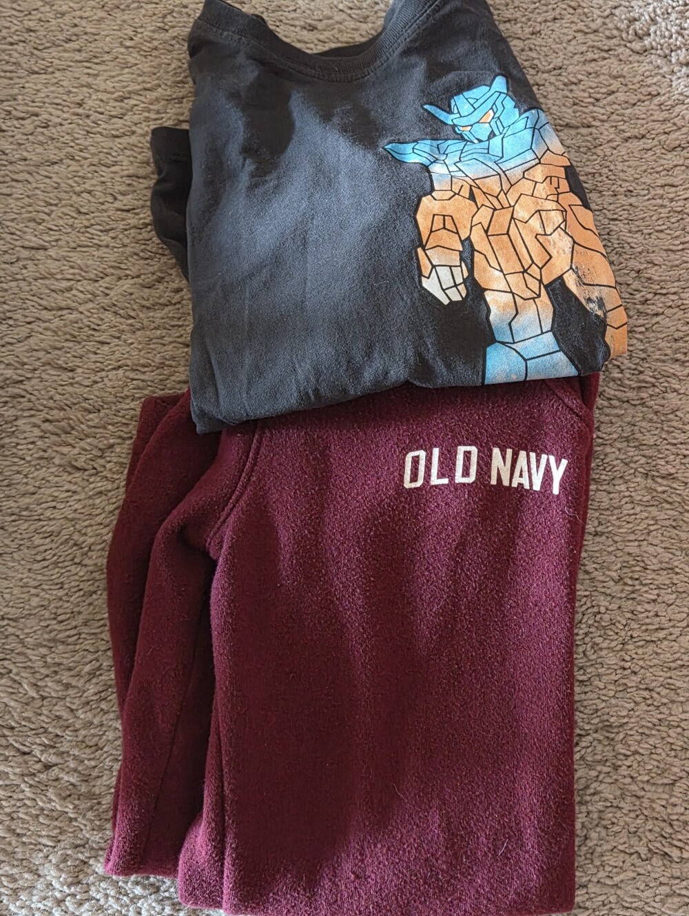 Old Navy Kids Burgundy Jogger Set with Graphic Tee